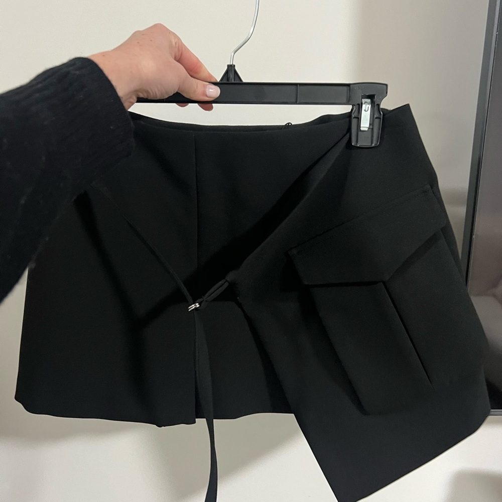 Zara folder over skirt (BRAND NEW WITH TAGS!)